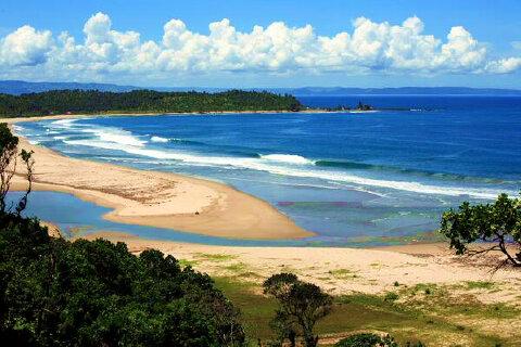 MahasPras's tweet photo. Ayo siapa yg tau, pantai mna ini??? http://t.co/KzDpqDwfGi