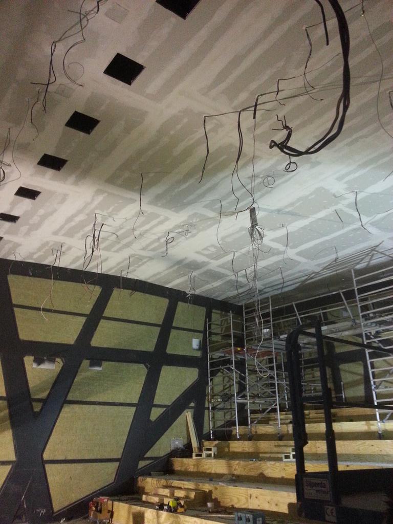 stucadoorquist's tweet photo. Dit plafond vraagt om de juiste materialen @KnaufNL #sheetrock. http://t.co/IMnvuMy3ac