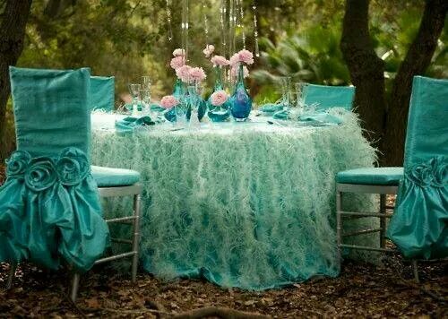 MickeyWondrland's tweet photo. The Tea Party is set...are you ready? #Wonderland #teaparty #merfae #bluetea #tea #TeaTime #MadHatterTea http://t.co/7stEPs5m56