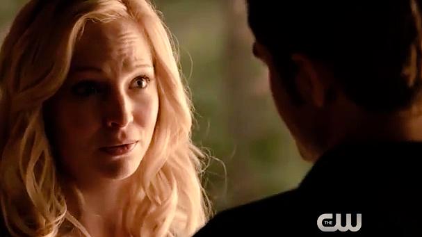 Mihhyy's tweet photo. "@TVDamonElena: AAAAAAAAH #STEROLINE KISS YESSSS ITS HAPPENING.... @julieplec CANT WAIT TO SEE IT OMGGGG! 💜 http://t.co/eNs1zbGy2T"