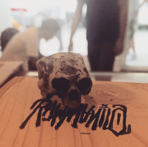 CLAVELMedia's tweet photo. Perfect for Valentines Day.
#rawmnl #skullpture #CubaoCity #supportyourlocalPH #PutOnLocal #clavelmagazine http://t.co/V5JzXVPKAk