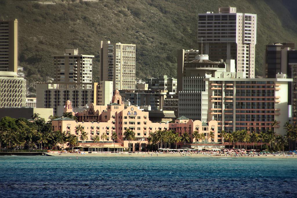 PaliRoad's tweet photo. Actress #MichelleChen is excited to shoot at the world famous Royal Hawaiian Hotel in Hawaii next week. Check it out. http://t.co/ZHVvupGCZW