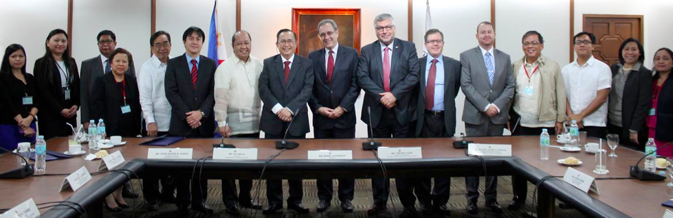 govph's tweet photo. Philippines, Israel hold 8th Joint Commission Meeting in Manila: http://t.co/C6IDnkOydT http://t.co/CMtT2DmxXK