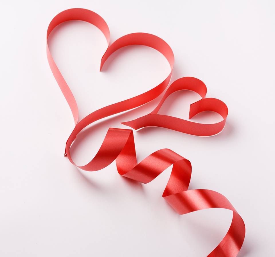 HaenenMelissa's tweet photo. WIN WIN: Bezoek de #PromoButler Facebookpagina en win met jouw #valentijn foto een #cadeaubon van O&amp;O Trendy Wonen! http://t.co/tYzduxylxa
