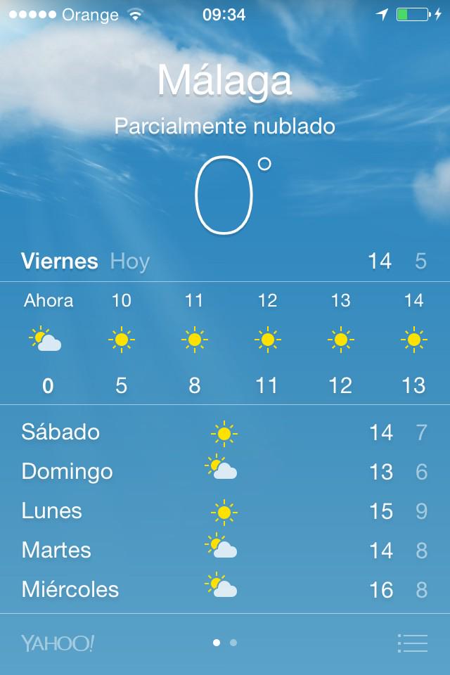 saristeven's tweet photo. Buenos días es q alguien le ha dicho a Elsa de Frozen q se venga para Málaga? Me voy d paseo con olaf #Arendelle http://t.co/t1Ak5YZRQG