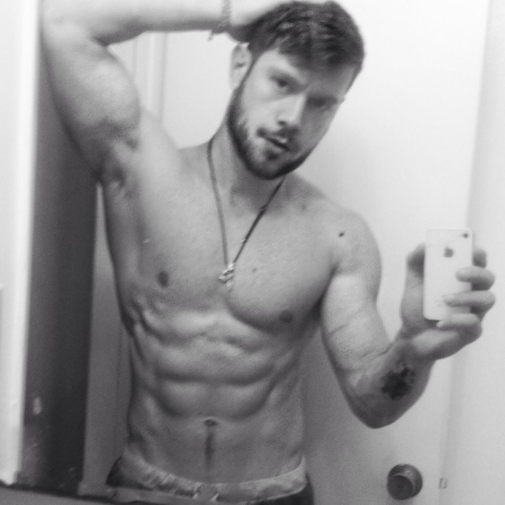 HenryByalikovCentral tweet media