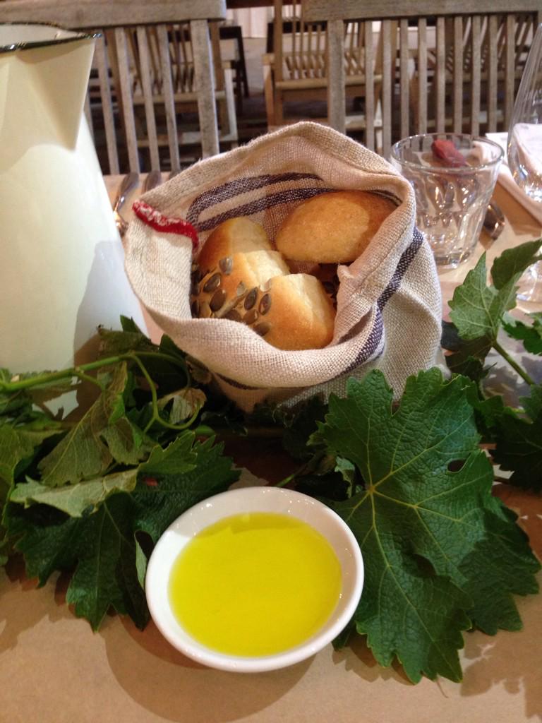 GiveGeelong's tweet photo. Yummy @lamadrebakery bread and @CamiloOlives oil at Summer in the Vines http://t.co/KCKzmYnjIN