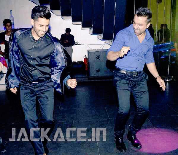 Embedded image permalink