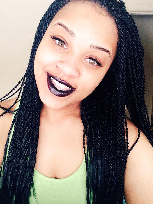 8SidePapi's tweet photo. "@Jiggaaaaa: When boredom strikes 😭😂👐 http://t.co/HTM5DXR2CZ" Wow! So gorgeous... #8SIDE👋👌