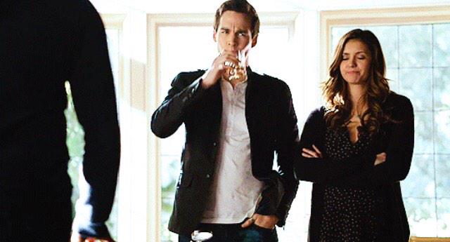 Snoopy_lol's tweet photo. Chris and Nina /Kai and Elena #kailena #elekai http://t.co/fh102PKcdE