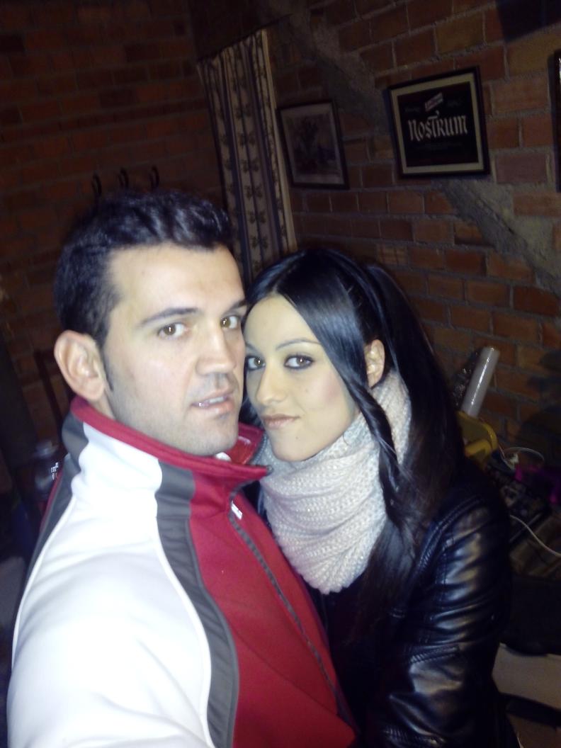 PEREEZ89's tweet photo. "@SoniaFernndez9: Día 6 día especial ! Feliz de tenerte a mi lado @PEREEZ89  ! Te quiero cariñu ! http://t.co/vTCYFD6JEo"