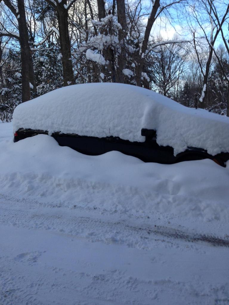 BevBench's tweet image. At #BevBench HQ... Gotta love the snow! #benchit