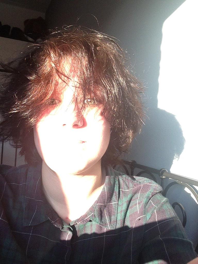 || The hair is a mess. 😂