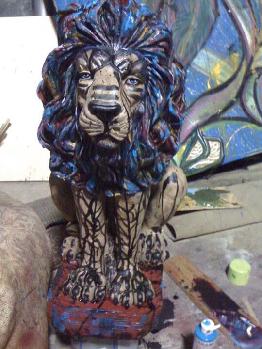 Freefall_00's tweet photo. #custom #art #ArtistToWatch #artist #cortneycates #gifts #decor #Miami #artforsale  #mandolin #collage #owls #lion http://t.co/x8wpVN3ZkS