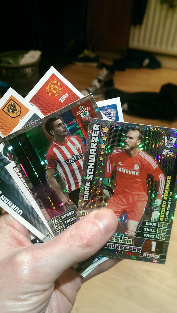 ryanterminator7's tweet image. Who remembers these bad boys #premier league #football #old-school #90's