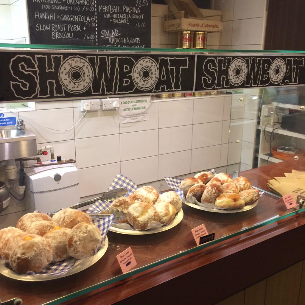 Tom J Newell tweet media