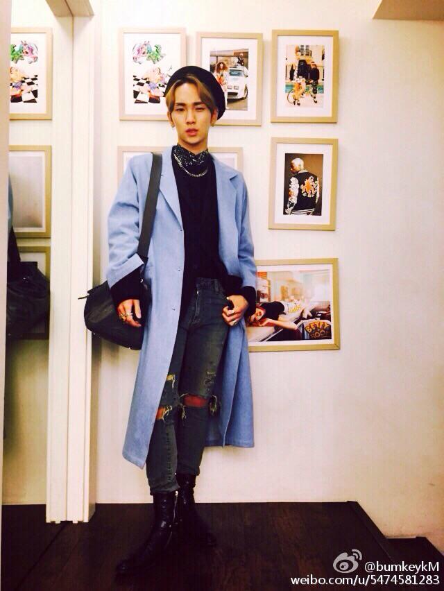 B9KMrUhCYAEFxYT.jpg:large