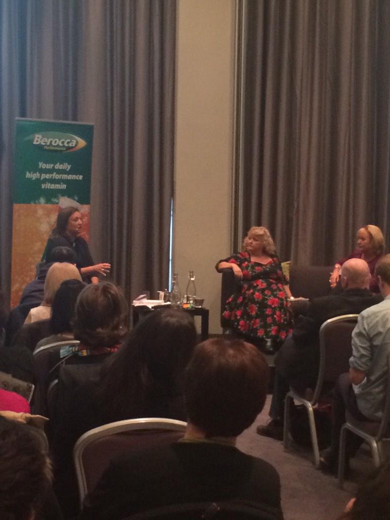 Harmoniatweets's tweet image. @NorahCaseys #transformers @julieon @TeenaGates #SparkWithin