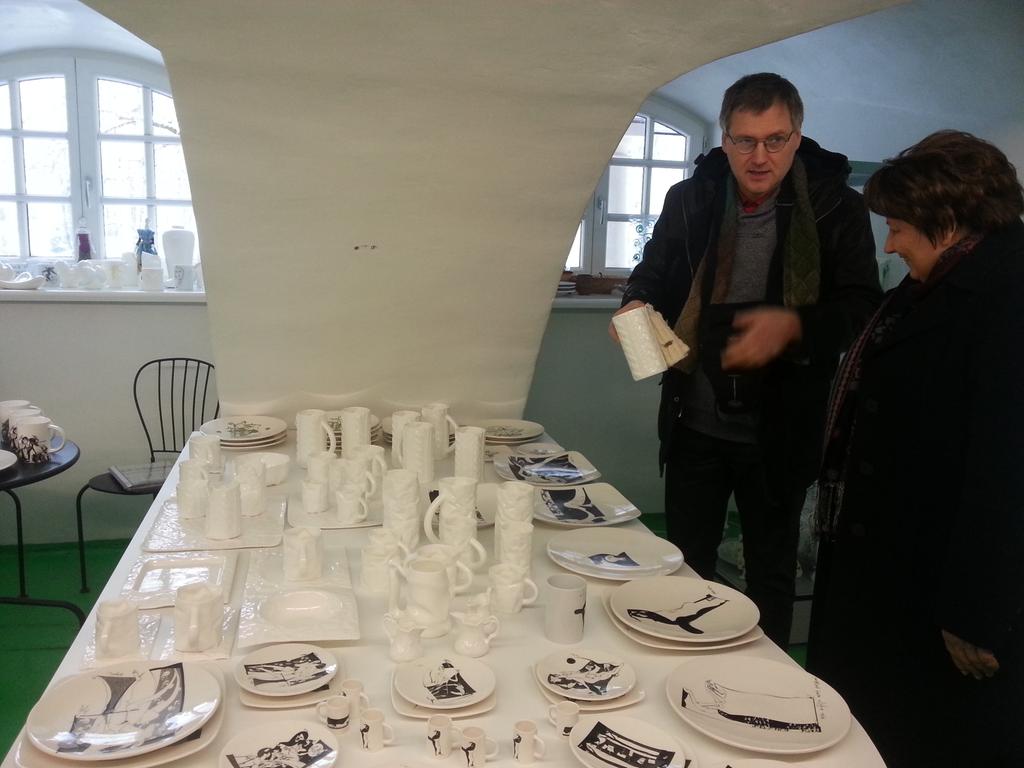 ARozenberga's tweet photo. Inešu lepnums - Piebalgas porcelāna fabrika! http://t.co/nLPwuFdw4c