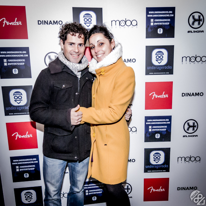 MyFirstGigEsp's tweet photo. Fotocol del #UARDINAMO del domingo pasado con @LazyLizardMusic @NaranjaGrupo @StringsSeven7 http://t.co/KYI25NgI7v
