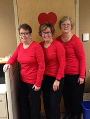 SarahJToomey's tweet photo. We're wearing red @AdvocateCondell today! #iheartadvocate #WearRedDay @HeartChicago http://t.co/qXtE12XgED