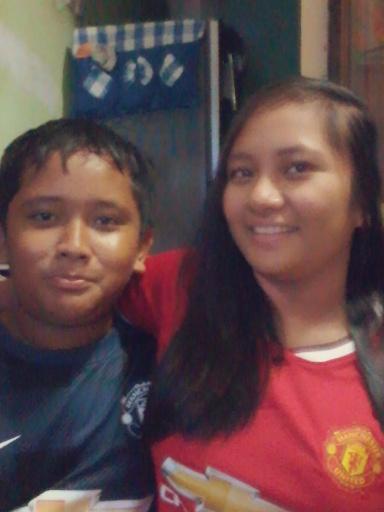 Aminnnn, sama sama neng !! "@maulina_sari10: Makasih om <a href="/roroni18/">syahroni</a> buat jersey MU-nya :) smoga makin sukses. "