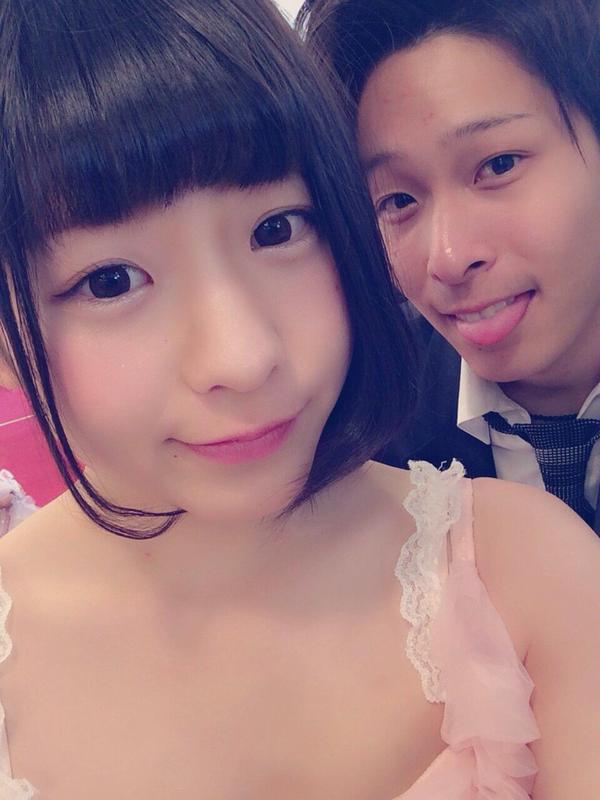 Best_C_smile's tweet photo. 🍭👑お菓子の城👑🍰
記念日より2日早いけど当日は行けないから今日出かけて来ました🙈
ウエディングドレスを着れて貴重な経験が出来てよかったです💕
素敵な時間をありがとう http://t.co/ZPtAnn8e5g