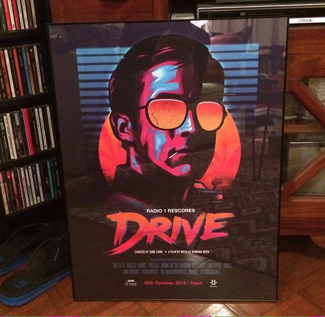 Signalnoise's tweet photo. RT @vesper385: "So excited to finally have a Signalnoise #R1DRIVE poster!" http://t.co/OgtsxysjrU