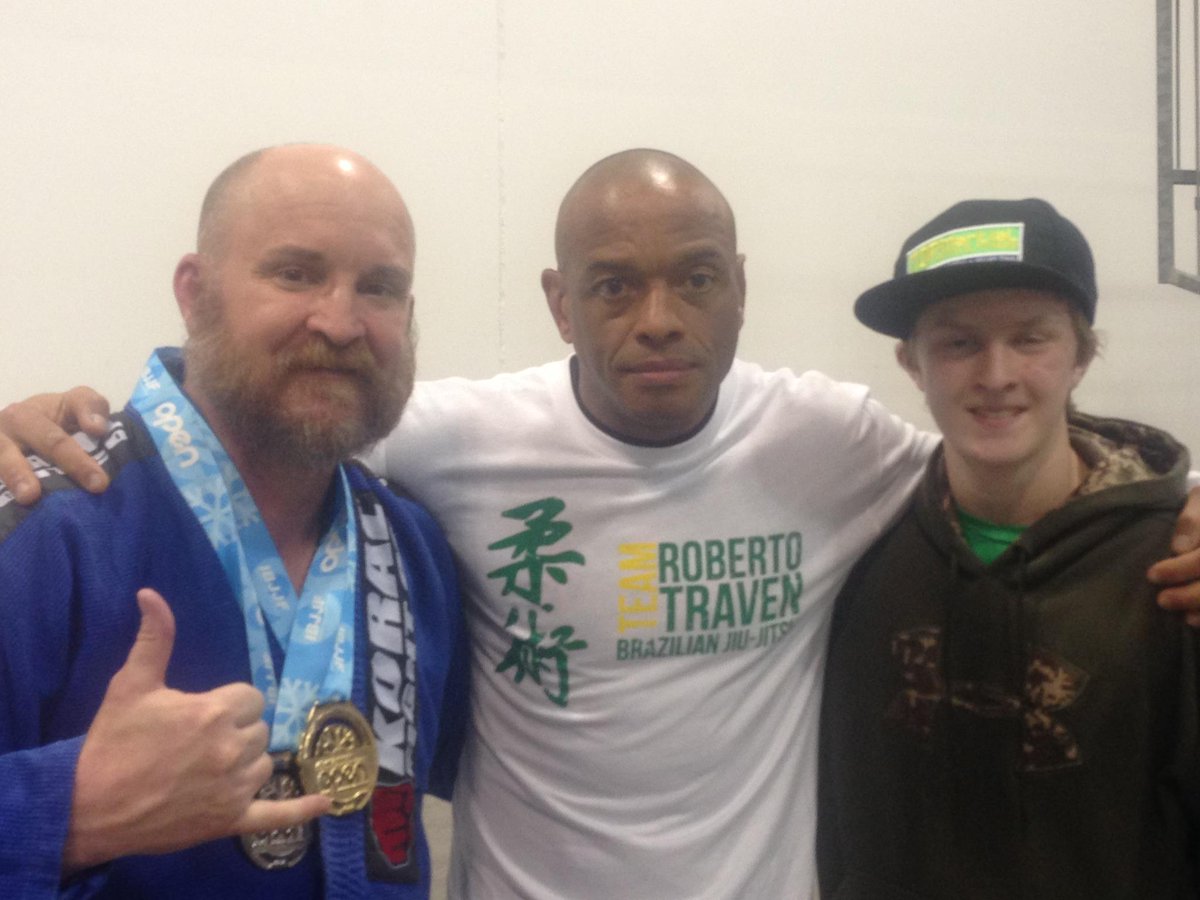 ncpi007's tweet photo. Last weekend I competed in Atlanta Open, 1st in class, 2nd in open.  Thank you Roberto Traven! @TRTBJJ @TravenBJJ http://t.co/CtnVTrRs1Z