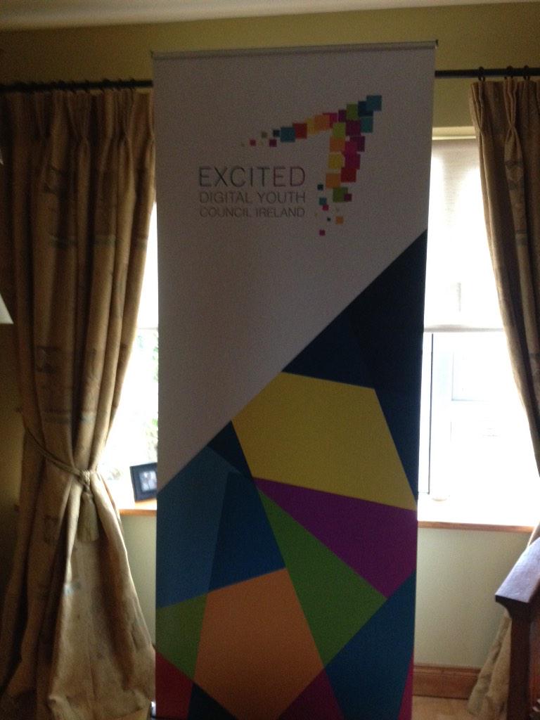 TheHarryMcC's tweet photo. The NEW @DYC2015 pull ups have just arrived at my door! Looking great #DYCLive http://t.co/v4MNN6tZaR
