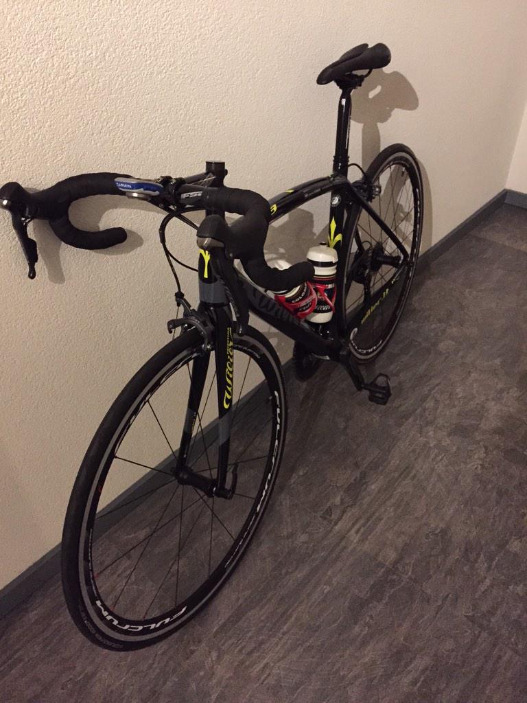 Laurens07's tweet photo. @meindertfiets vandaag mijn nieuwe racefiets opgehaald ziet strak uit. http://t.co/MZ22dg9VbX