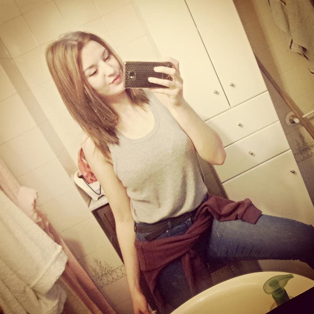 SimonaSandra's tweet image. 