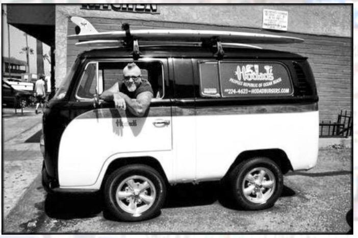 SlightlyStoopid's tweet photo. BossMan Mike Hardin was the biggest hearted guy who helped so many people OB. We've you, You will be missed by all. http://t.co/3hVSddu04F