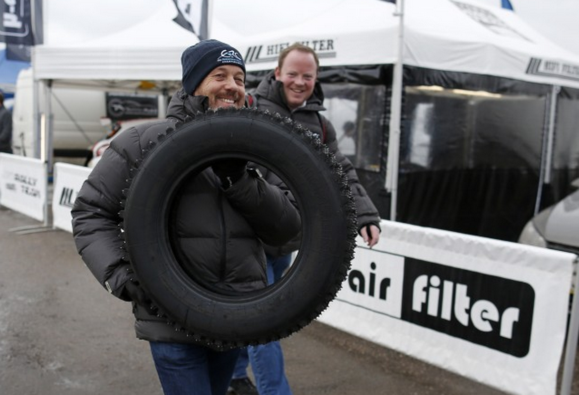 FIAERC's tweet photo. Need some studded tyres on this rally… ;) #FIAERC #ThisWinterisCoool 
All the pictures >> http://t.co/0XzoRoFJ2S http://t.co/XEZL1mOwOC
