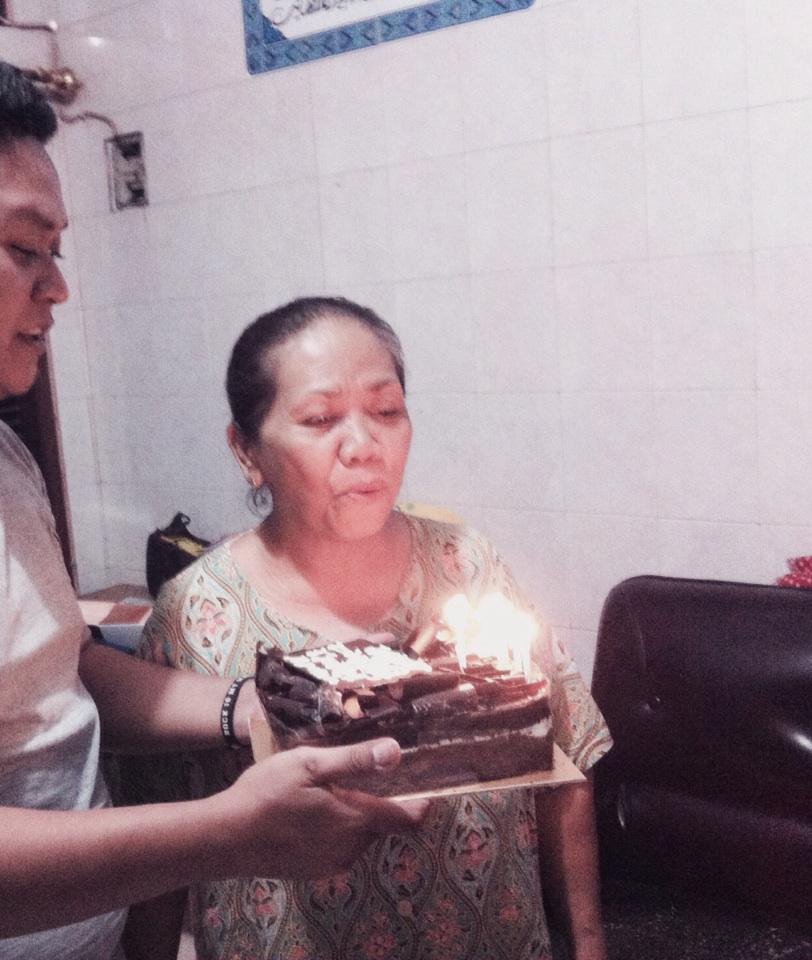 CYP_22's tweet photo. You are Everything #HBDMOM http://t.co/X8UxcCOc1K