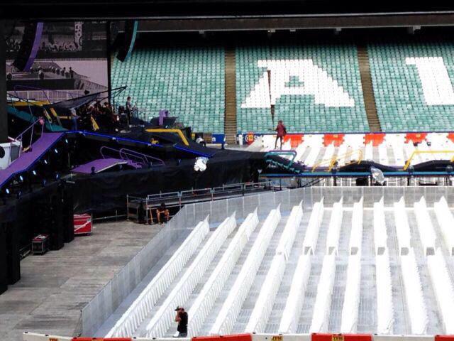 Real_HoranNiall's tweet photo. Are you ready? #OTRAT http://t.co/EyJOHC8flM