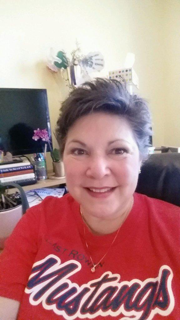 susfowler's tweet photo. Take care of your 💝 😊 #GoRedForWomen #goredforheart #GoRedTODAY http://t.co/ZUgoqiTBtu