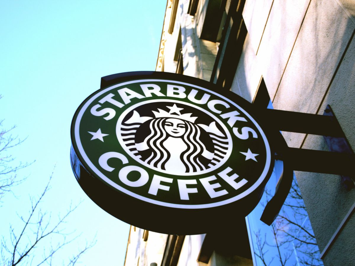 Eater's tweet image. BOOYA: Coconut milk is coming to Starbucks eater.com/2015/2/3/79735…