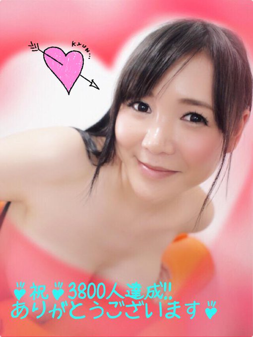 ちなみに下普通に裸ですのん٩(๑&acute;3｀๑)۶ http://t.co/IhGgkiuGJF