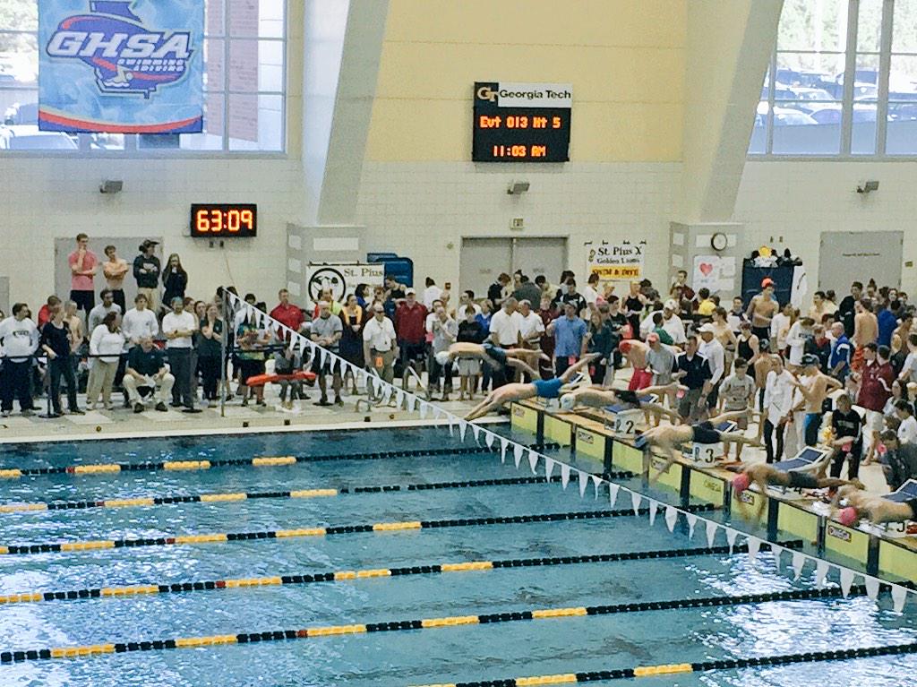 Cambridge_AD's tweet photo. Austin Daniel in Lane 1 is off in the 100 Freestyle! #ALLINALLTHETIME #cbodrown http://t.co/U6C2wEYSTG