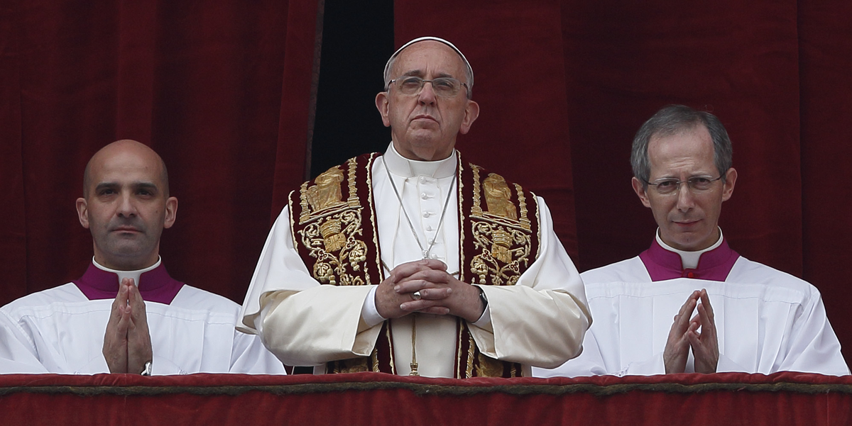 americamag's tweet photo. For Pope Francis, reforming the Roman Curia starts with changing hearts and minds http://t.co/a9RVDkBxPi http://t.co/nC45b3QRMj