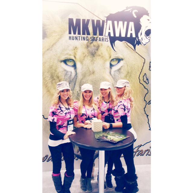 LVModels's tweet photo. Our models at a trade-show this week in Las Vegas http://t.co/2cgIC778Us