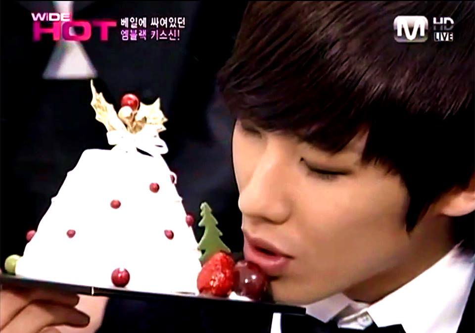 JbGimex's tweet photo. #2준8배우생일축하해 http://t.co/fbOMOnkht4