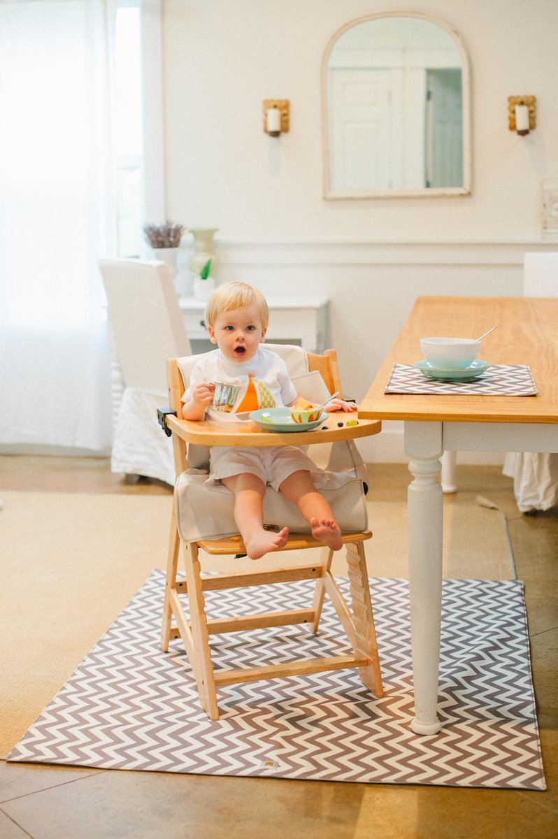 MessyMarvinHome's tweet photo. Caption this baby's face! #MessyMoments http://t.co/kYn9TzZWyi