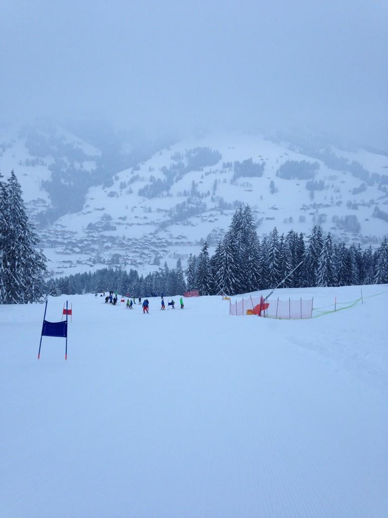 steffen_s1's tweet photo. FIS Race Schönried(Suiza),Alex Puente Gs 5 posición (25,40 pts fis),Quim Salarich Sl 5 posición (19,44 pts fis) http://t.co/vvBNI38kPe