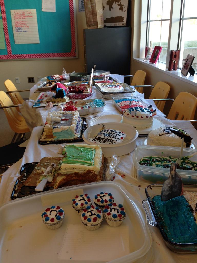 MHSzeroperiod's tweet photo. Zero is taking action! Come to the cafeteria at 7:50 next week, sign our petition, and get a sweet treat! http://t.co/oB7A33fgjz