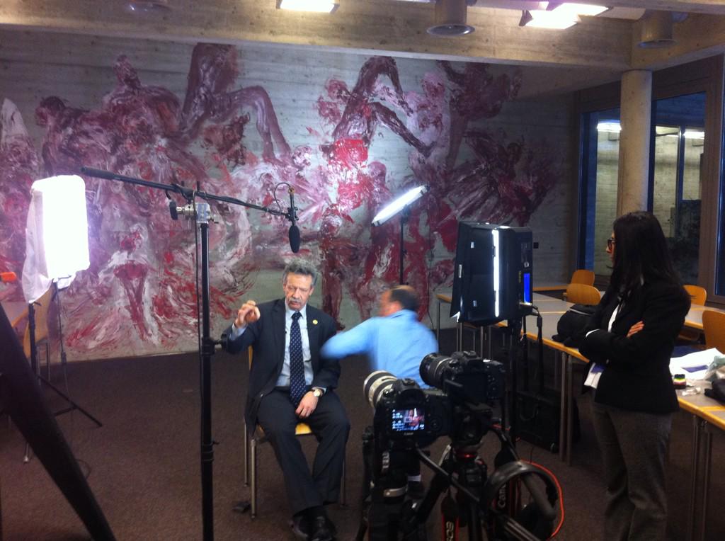 CIMS_la's tweet photo. #Makingof #LeadersForum #BehindTheScenes http://t.co/LqpUCR01ay