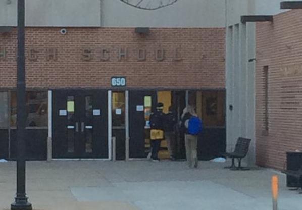 Frederick High School reopens after shooting that wounded 2: wjla.com/articles/2015/…