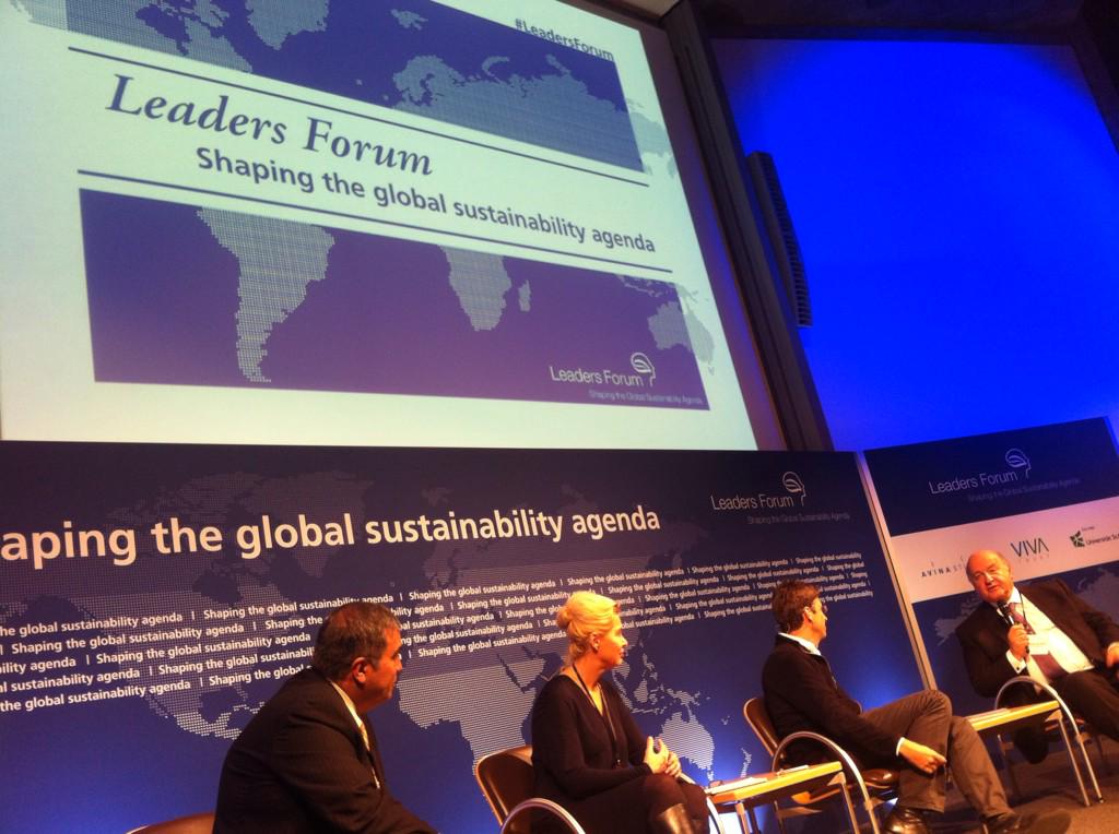 CIMS_la's tweet photo. Closing panel lead by #ViVaTrust 's Pres. @RArtaviaL w/ Norine McDonald, #HernandodeSoto, @tassoazevedo #LeadersForum http://t.co/ImSfwArf4K