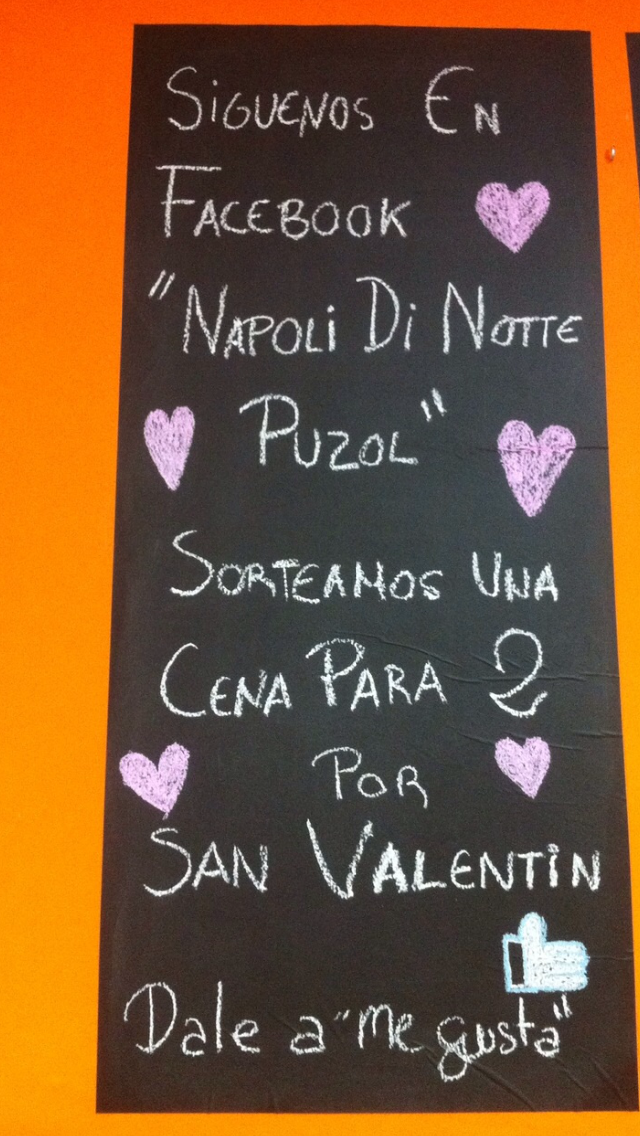 NapoliPuzol's tweet photo. Dale al "me gusta" en nuestra página de Facebook y entra en el sorteo!! http://t.co/El6veOjcY8
